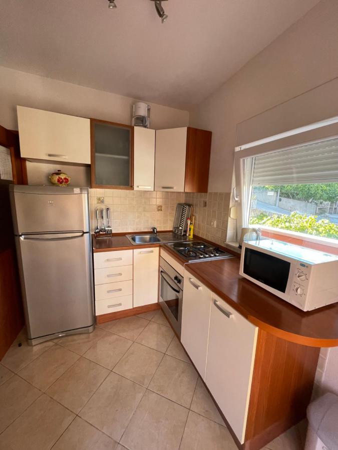 מלון מרינה Apartman Jukic מראה חיצוני תמונה