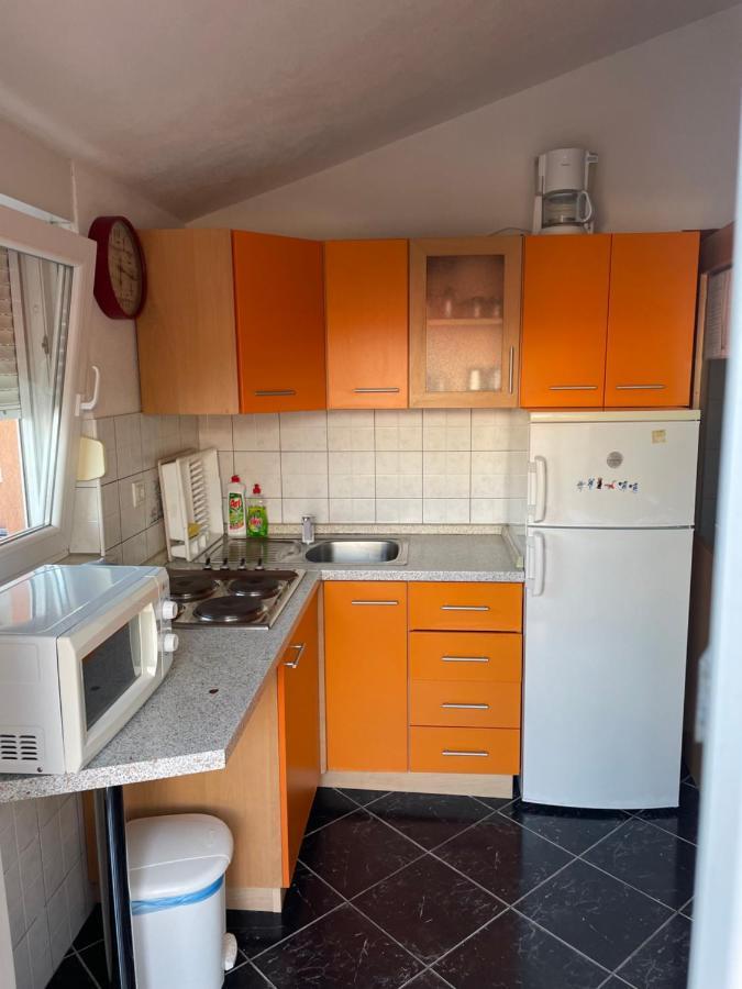 מלון מרינה Apartman Jukic מראה חיצוני תמונה