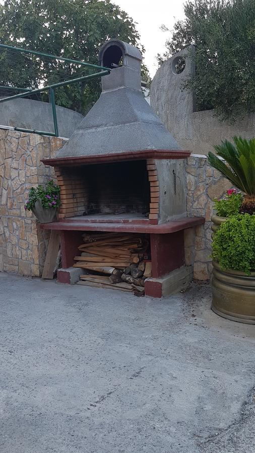מלון מרינה Apartman Jukic מראה חיצוני תמונה